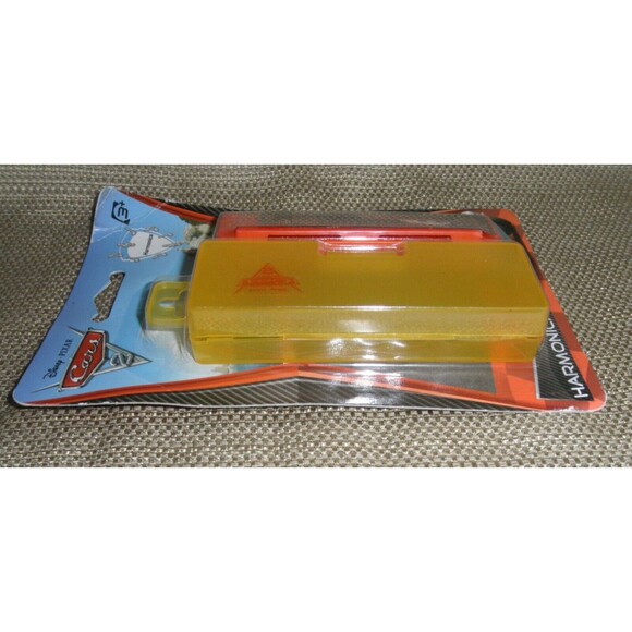 NEW by DISNEY PIXAR, CARS 2 MOVIE, HARMONICA WITH YELLOW CASE (AGES 3+) - Picture 6 of 8